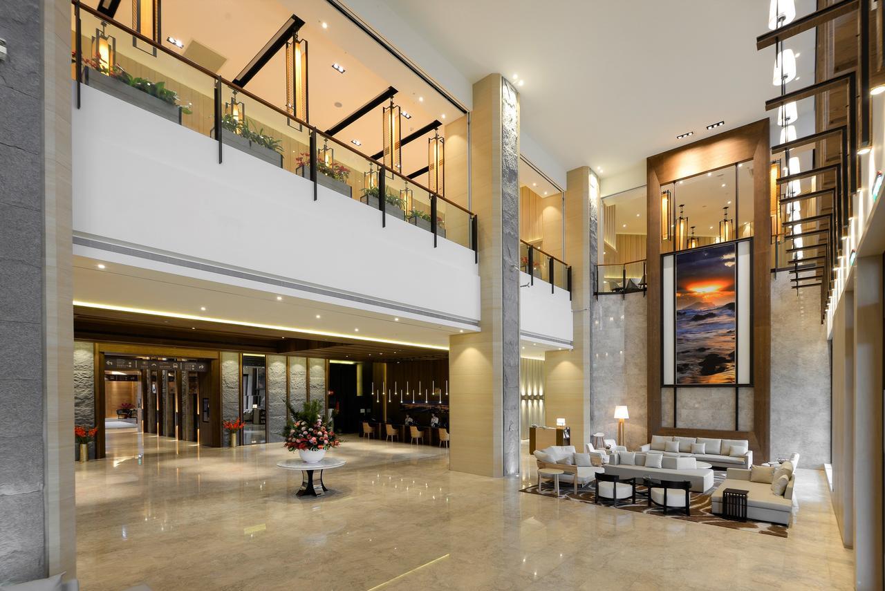 Cuncyue Hot Spring Resort Luodong Exterior foto Lobby